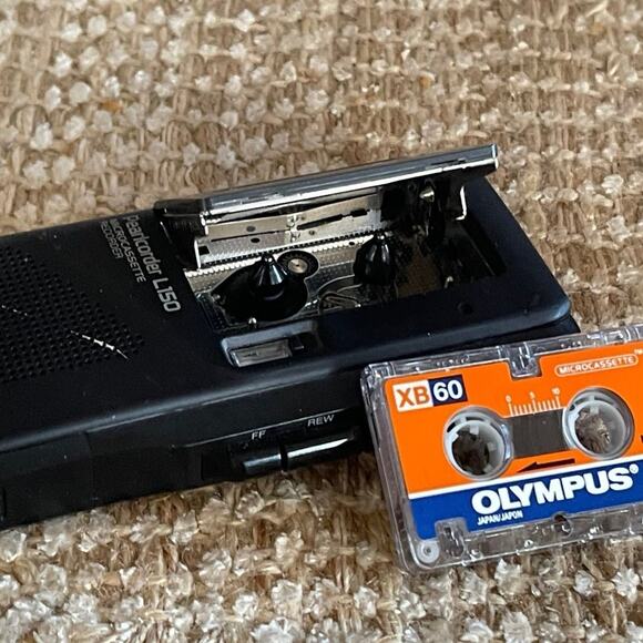 Olympus pearlcorder L150 mini tape player recorder Works! - Picture 7 of 7